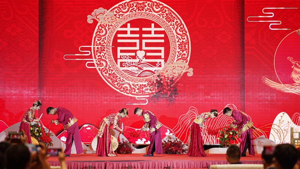 【幸福鐵建,一路黔行】中鐵十五局城建公司集體婚禮(圖4) 【幸福鐵建,一路黔行】中鐵十五局城建公司集體婚禮(圖4)